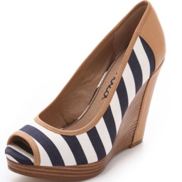 New Splendid Beverly Peep Toe Wedges in Navy & White - Picture 1 of 7